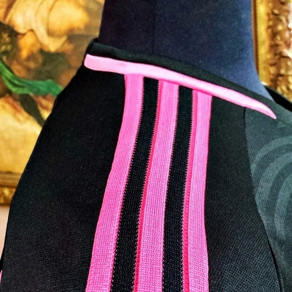 Adidas Inter Miami Away Messi#10 Original Jersey ⚽️🖤🩷⚽️ - Picture 4 of 9